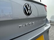 Volkswagen T-Roc R-LINE 1.5 [150] TSI PETROL DSG AUTOMATIC 19