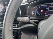 Volkswagen T-Roc R-LINE 1.5 [150] TSI PETROL DSG AUTOMATIC 26