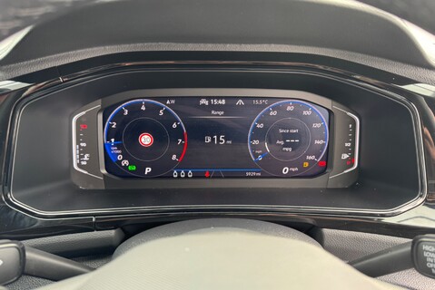 Volkswagen T-Roc R-LINE 1.5 [150] TSI PETROL DSG AUTOMATIC 28