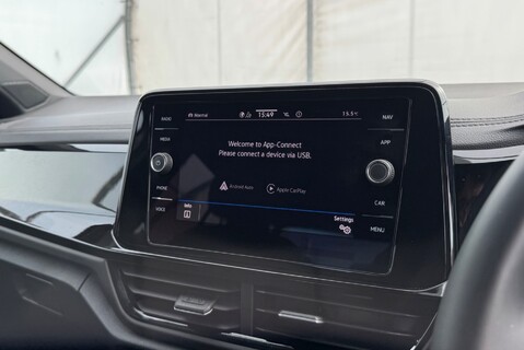 Volkswagen T-Roc R-LINE 1.5 [150] TSI PETROL DSG AUTOMATIC 33