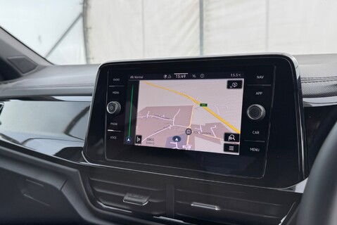 Volkswagen T-Roc R-LINE 1.5 [150] TSI PETROL DSG AUTOMATIC 34