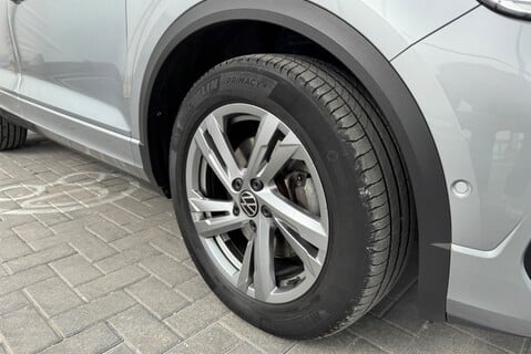 Volkswagen T-Roc R-LINE 2.0 [150] DIESEL TDI MANUAL 6