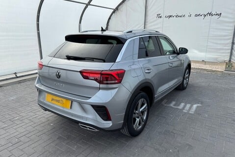 Volkswagen T-Roc R-LINE 2.0 [150] DIESEL TDI MANUAL 15