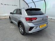 Volkswagen T-Roc R-LINE 2.0 [150] DIESEL TDI MANUAL 17