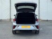 Volkswagen T-Roc R-LINE 2.0 [150] DIESEL TDI MANUAL 20