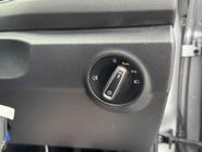 Volkswagen T-Roc R-LINE 2.0 [150] DIESEL TDI MANUAL 24