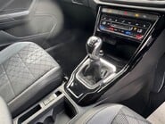Volkswagen T-Roc R-LINE 2.0 [150] DIESEL TDI MANUAL 30