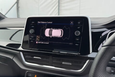 Volkswagen T-Roc R-LINE 2.0 [150] DIESEL TDI MANUAL 33
