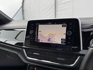 Volkswagen T-Roc R-LINE 2.0 [150] DIESEL TDI MANUAL 35
