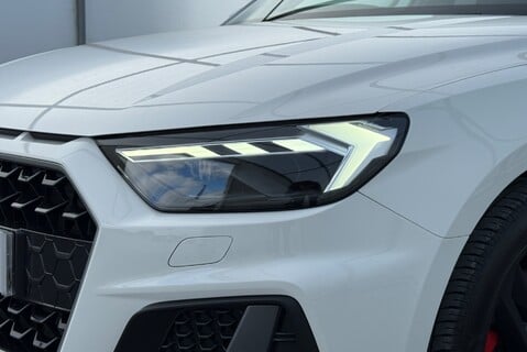 Audi A1 SPORTBACK 1.0 TFSI [113] S LINE 7