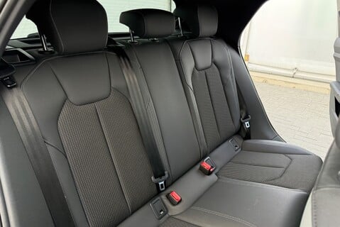 Audi A1 SPORTBACK 1.0 TFSI [113] S LINE 8