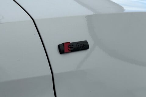 Audi A1 SPORTBACK 1.0 TFSI [113] S LINE 9