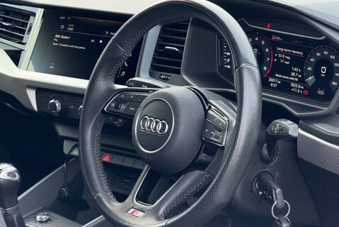 Audi A1 SPORTBACK 1.0 TFSI [113] S LINE 19
