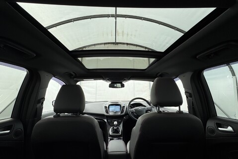 Ford Kuga ST-LINE X 2.0 [180] DIESEL TDCI MANUAL 26