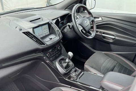 Ford Kuga ST-LINE X 2.0 [180] DIESEL TDCI MANUAL 27