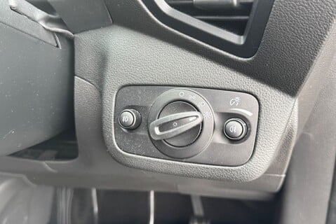 Ford Kuga ST-LINE X 2.0 [180] DIESEL TDCI MANUAL 29