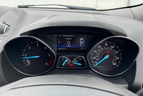 Ford Kuga ST-LINE X 2.0 [180] DIESEL TDCI MANUAL 34