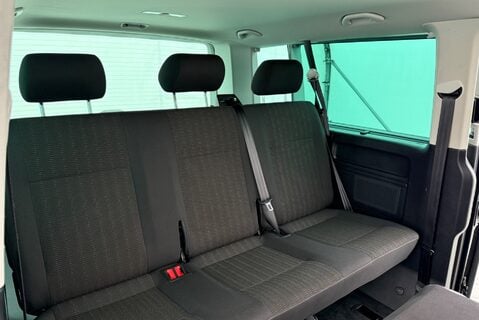 Volkswagen Transporter Shuttle T32 Shuttle 2.0TDi[150] DSG 11