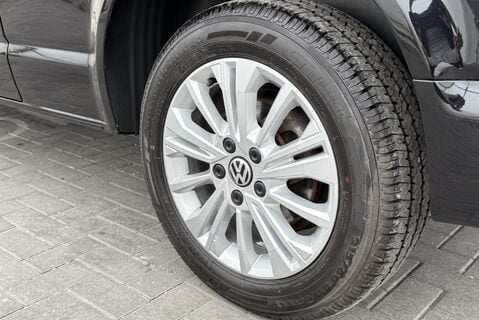 Volkswagen Transporter Shuttle T32 Shuttle 2.0TDi[150] DSG 17