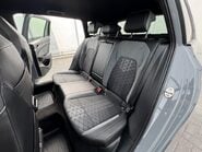 Volkswagen Golf R-LINE 1.5 [150] PETROL TSI MANUAL 11