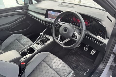 Volkswagen Golf R-LINE 1.5 [150] PETROL TSI MANUAL 22