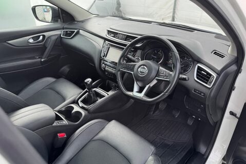 Nissan Qashqai DCI 1.7 [150] DIESEL TEKNA MANUAL 26