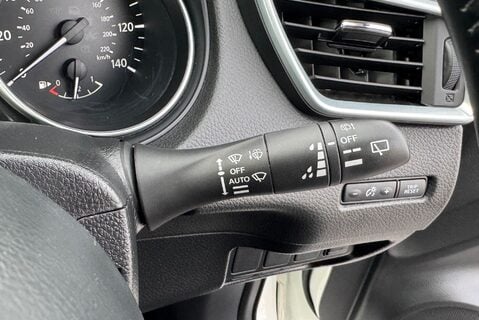 Nissan Qashqai DCI 1.7 [150] DIESEL TEKNA MANUAL 32