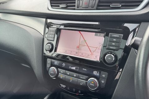 Nissan Qashqai DCI 1.7 [150] DIESEL TEKNA MANUAL 37