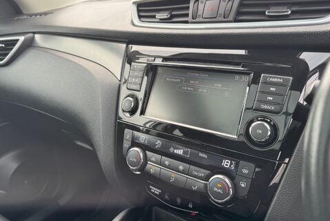 Nissan Qashqai DCI 1.7 [150] DIESEL TEKNA MANUAL 39