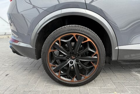 Cupra Formentor 2.0TSI [305] 4DRIVE VZ3 DSG 18