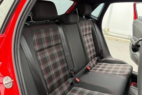 Volkswagen Polo GTI 2.0 [200] TSI PETROL DSG AUTOMATIC 10
