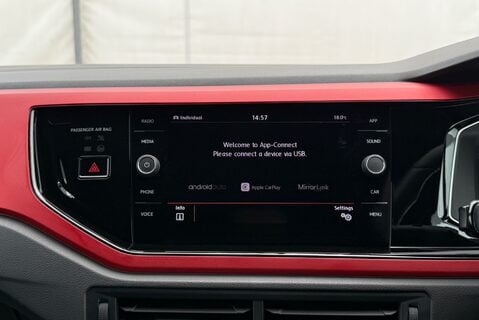 Volkswagen Polo GTI 2.0 [200] TSI PETROL DSG AUTOMATIC 27