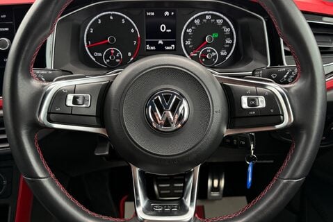 Volkswagen Polo GTI 2.0 [200] TSI PETROL DSG AUTOMATIC 31