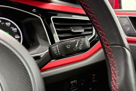Volkswagen Polo GTI 2.0 [200] TSI PETROL DSG AUTOMATIC 33