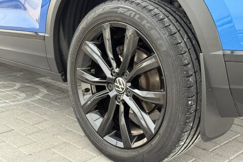 Volkswagen T-Roc BLACK EDITION 1.5TSI [150] EVO 18