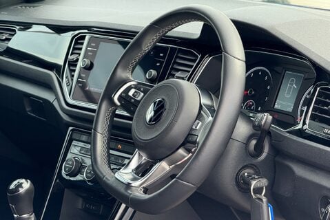Volkswagen T-Roc BLACK EDITION 1.5TSI [150] EVO 24