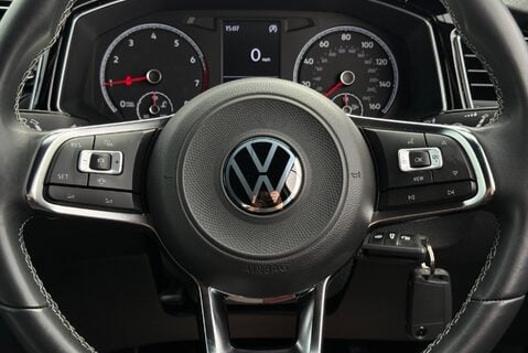 Volkswagen T-Roc BLACK EDITION 1.5TSI [150] EVO 29
