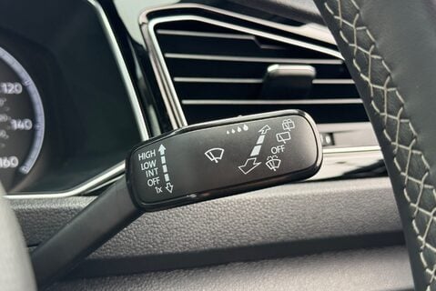 Volkswagen T-Roc BLACK EDITION 1.5TSI [150] EVO 37