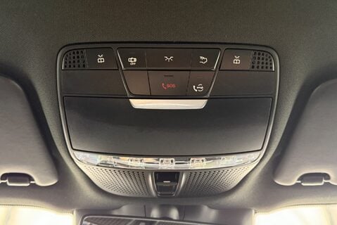 Mercedes-Benz GLC 300D [241] 4MATIC AMG LINE PREMIUM PLUS AUTOMATIC 48