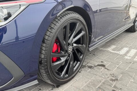 Volkswagen Golf GTI 2.0 TSI PETROL [242] DSG AUTOMATIC 4
