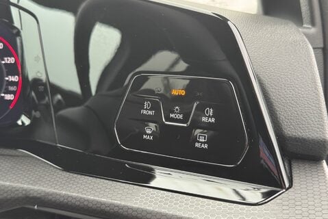Volkswagen Golf GTI 2.0 TSI PETROL [242] DSG AUTOMATIC 26