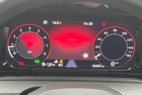 Volkswagen Golf GTI 2.0 TSI PETROL [242] DSG AUTOMATIC 31