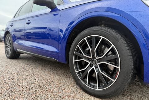 Audi Q5 SQ5 3.0TDI v6 [336] BLACK EDITION QUATTRO 5