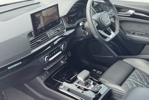 Audi Q5 SQ5 3.0TDI v6 [336] BLACK EDITION QUATTRO 26