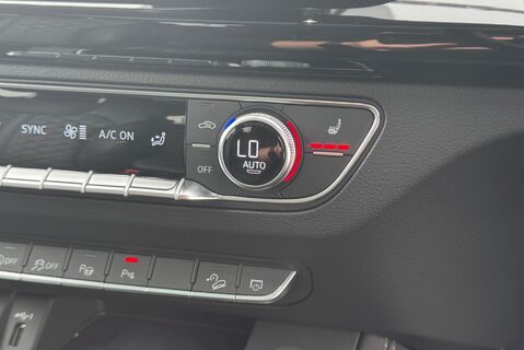 Audi Q5 SQ5 3.0TDI v6 [336] BLACK EDITION QUATTRO 36