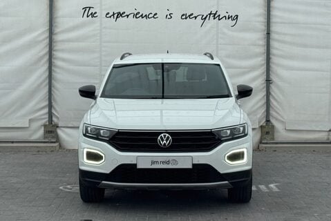 Volkswagen T-Roc TSI 1.5 [150] PETROL EVO BLACK EDITION MANUAL 2