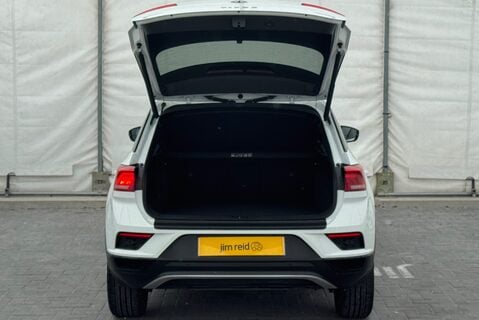 Volkswagen T-Roc TSI 1.5 [150] PETROL EVO BLACK EDITION MANUAL 19