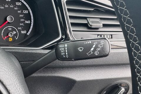 Volkswagen T-Roc TSI 1.5 [150] PETROL EVO BLACK EDITION MANUAL 29