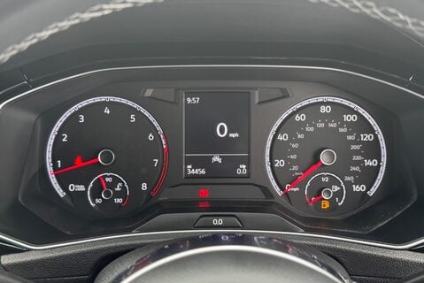Volkswagen T-Roc TSI 1.5 [150] PETROL EVO BLACK EDITION MANUAL 30