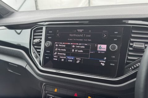Volkswagen T-Roc TSI 1.5 [150] PETROL EVO BLACK EDITION MANUAL 34
